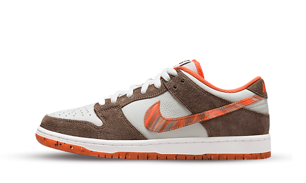 NIKE SB DUNK LOW CRUSHED D.C.