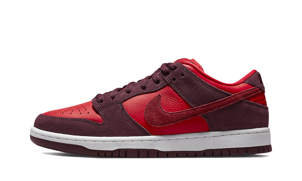 NIKE SB DUNK LOW CHERRY